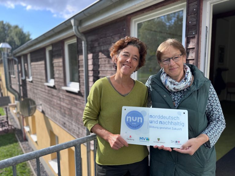 Norddeutsch & nachhaltig – Eine Auszeichnungen für unsere Bildungsangebote mit dem Qualitätssiegel „nun“